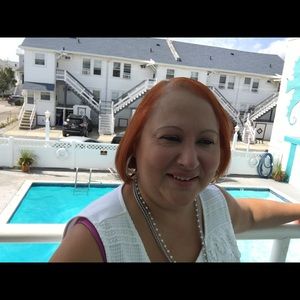 Meet your Posher, Carmen