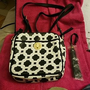 Isaac Mizrahi leather shoulder bag