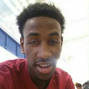 Meet your Posher, Dontae