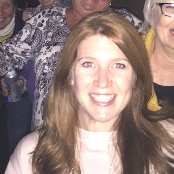 Meet your Posher, Kelly