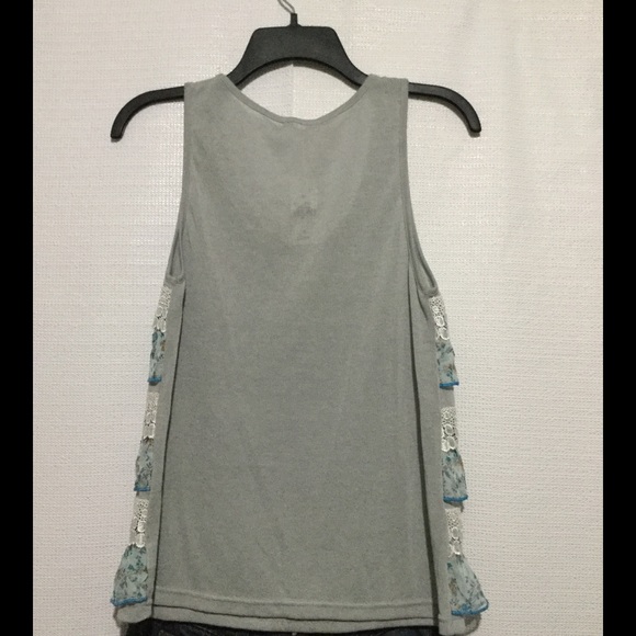 Blue and Gray tank top shirt - Picture 3 of 4