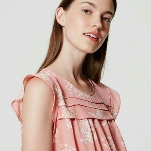 Ann Taylor LOFT pink hydrangea ruffled top