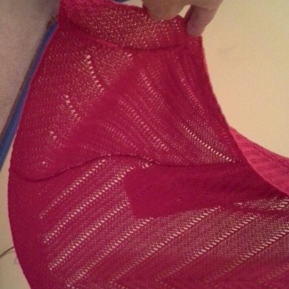 Sweater - Picture 4 of 4