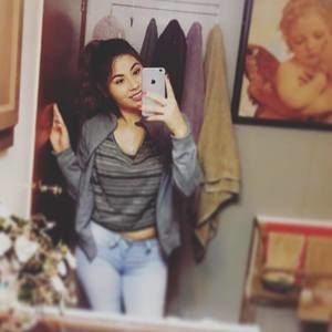 Meet your Posher, Alondra