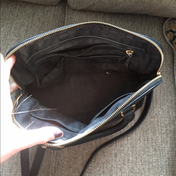 Black Michael Kors handbag - Picture 2 of 4