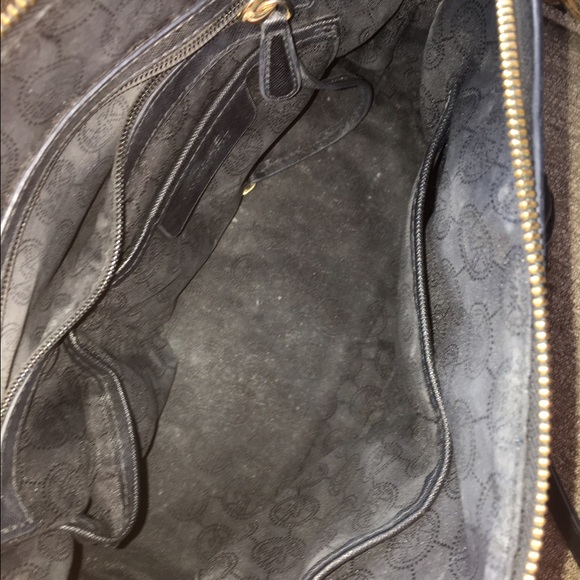 Black Michael Kors handbag - Picture 3 of 4