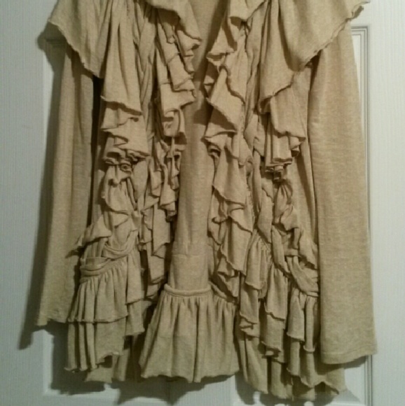 EUC Ryu Cream Ruffled Cardigan, Medium