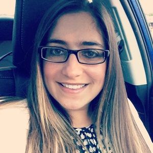 Meet your Posher, Becki