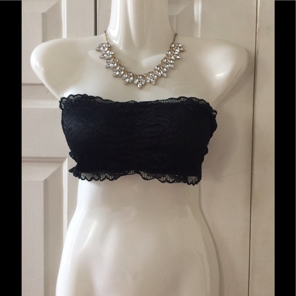 ⬇️ $26 BLACK LACE PADDED CAGE BRALETTE - Picture 2 of 4