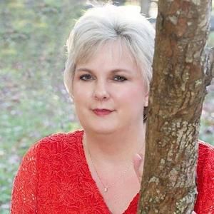 Meet your Posher, Belinda