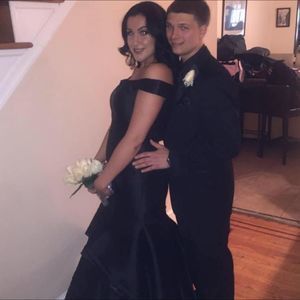 Meet your Posher, Damon