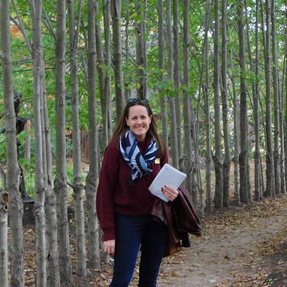 Meet your Posher, Inger - Picture 1 of 1