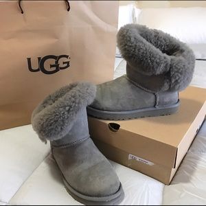 Ugg Bailey Button