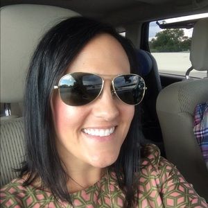 Meet your Posher, Allison