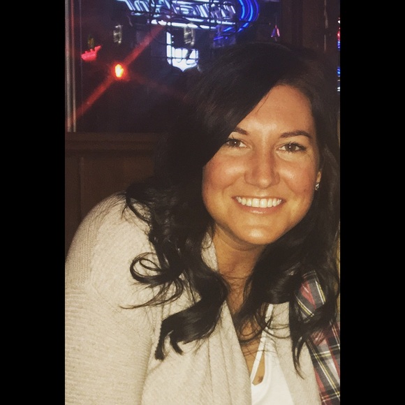 Meet your Posher, Katelyn