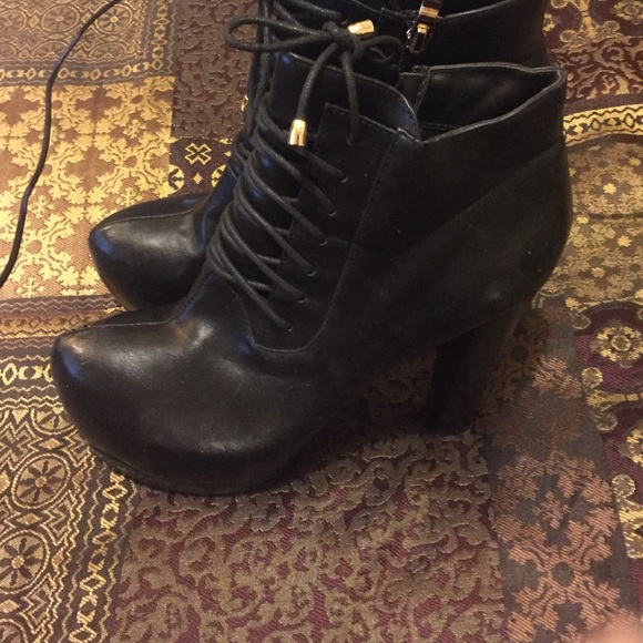 Wore Once Has A Small Scuff On Heel - image 2