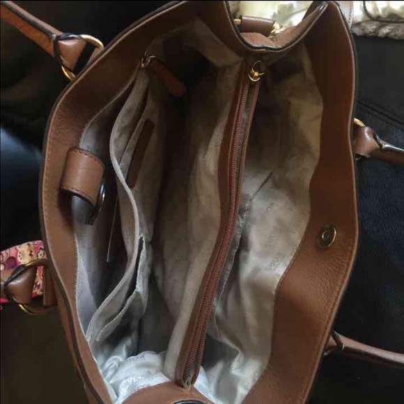 Michael Kors crossbody/hand bag - Picture 2 of 4