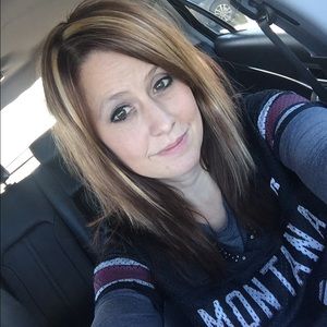 Meet your Posher, Stacy