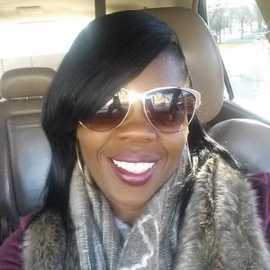 Meet your Posher, Toni