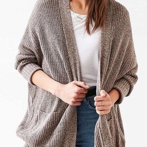 URBAN OUTFITTERS CARDIGAN