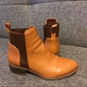 Seychelles Tan Chelsea Boots