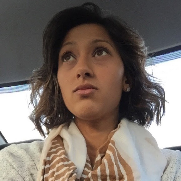 Meet your Posher, Akshita - Picture 1 of 1