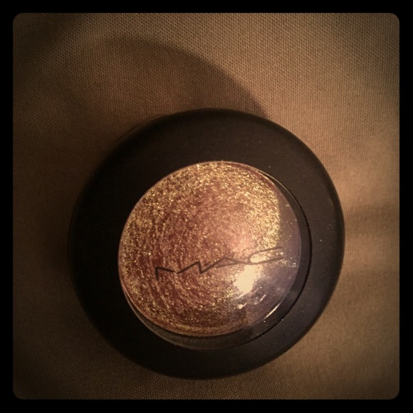 MAC Cosmetics Other - MAC eyeshadow