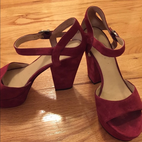 Via Spiga Platform Heels