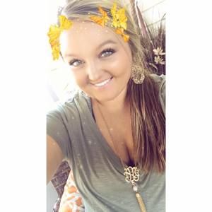 Meet your Posher, Alaina