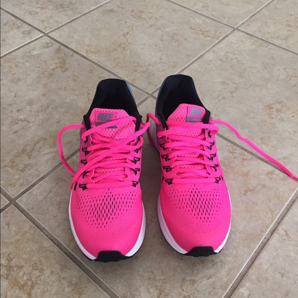 Nike Zoom Pegasus 33 size 7y