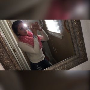 Meet your Posher, Annai