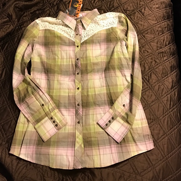 Ariat fitted plaid top with lace , large
