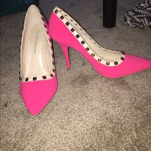 Hot pink studded pumps, size 9.5