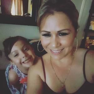 Meet your Posher, Sonia