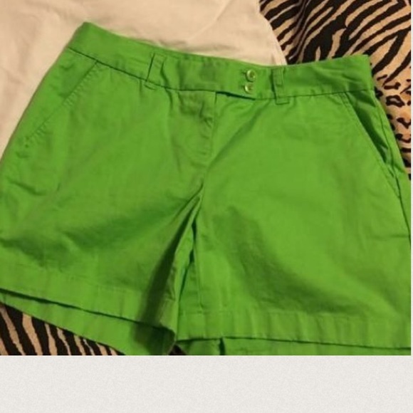 Vineyard vines shorts