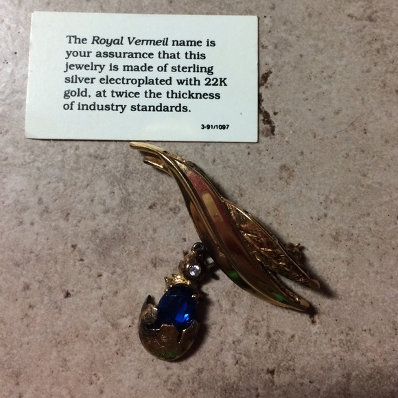 Gold brooch with sapphire stone - Picture 2 of 3