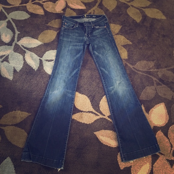 7 for all mankind