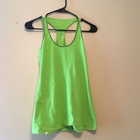 Lululemon workout top