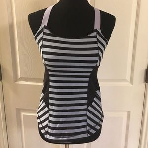 Lululemon Racer back top with built in bra