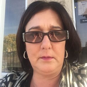 Meet your Posher, Gina