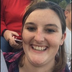 Meet your Posher, Kara