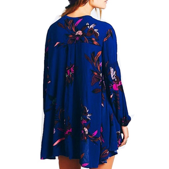 Blue Flowy Flower Tunic DRESS with Cutout Neck NEW - Picture 2 of 2