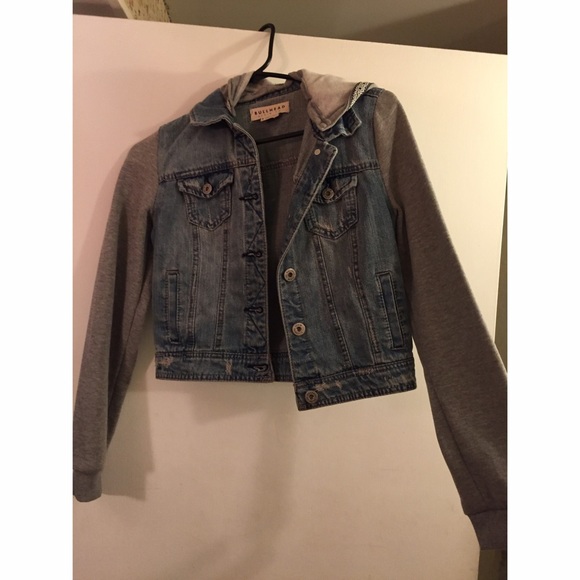 Denim/sweatshirt style cropped jacket NWOT