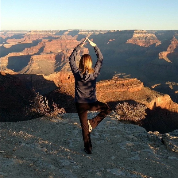 Meet your Posher, Heather - Picture 2 of 6