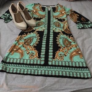 Beautiful dress ! Aqua & black with brown designs
