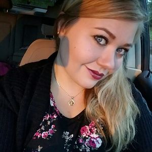 Meet your Posher, Bethany