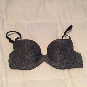 T-shirt Bra