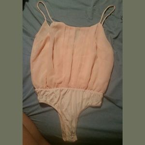 Body Central Non-tuck Tank top