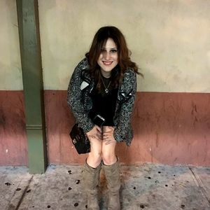 Meet your Posher, Allison