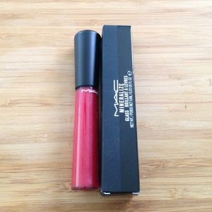 Brand New MAC Mineralize Glass Lip Gloss "Wake Up"